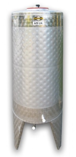 Stainless steel fermenters for craft beer